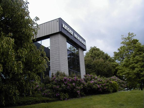 AFFORDABLE OFFICE SUITES